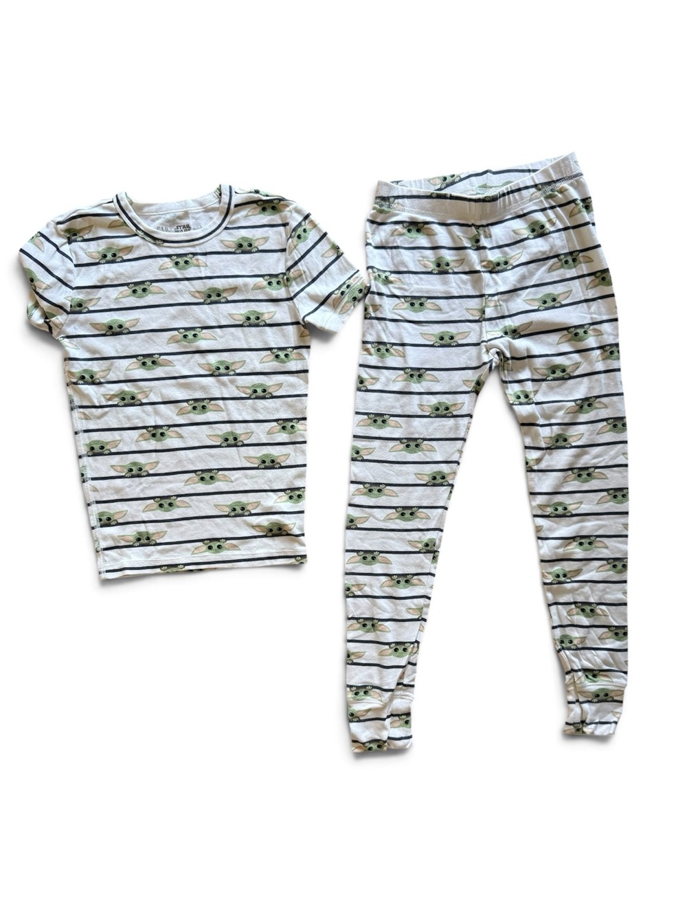 GAP White and Green Striped baby Yoda Pajama Set